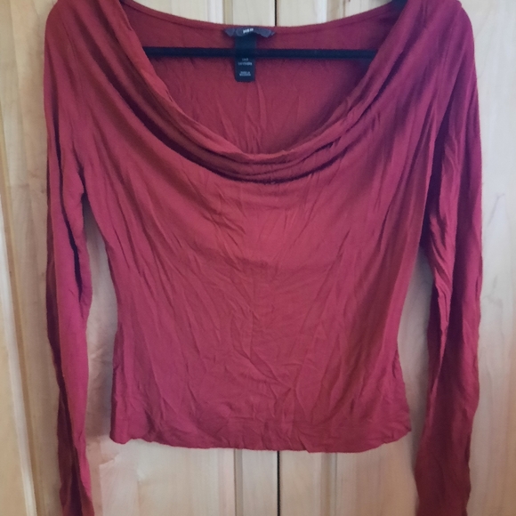 H&M, long sleeve, Red - Picture 1 of 1